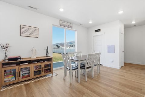 Tiny photo for 531 E 600 S, Hyrum, UT 84319 (MLS # 2173436)