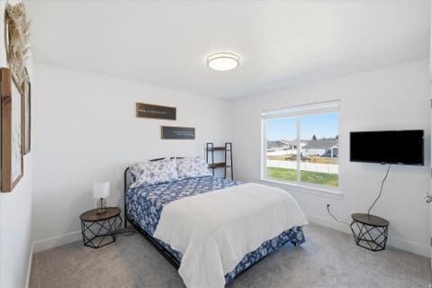 Tiny photo for 531 E 600 S, Hyrum, UT 84319 (MLS # 2173436)