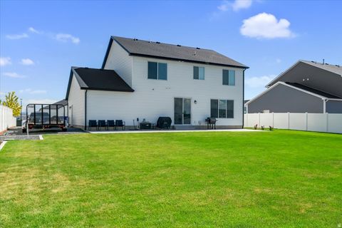 Tiny photo for 531 E 600 S, Hyrum, UT 84319 (MLS # 2173436)