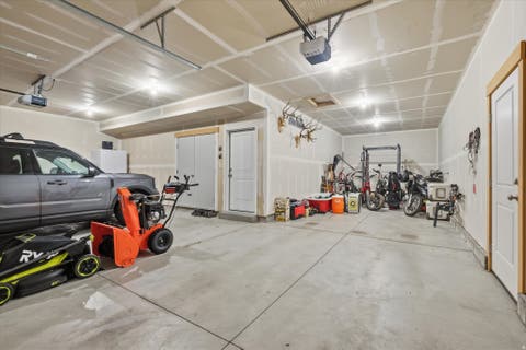 Tiny photo for 531 E 600 S, Hyrum, UT 84319 (MLS # 2173436)