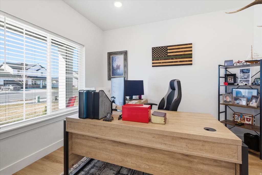 Photo of 531 E 600 S, Hyrum, UT 84319 (MLS # 2173436)