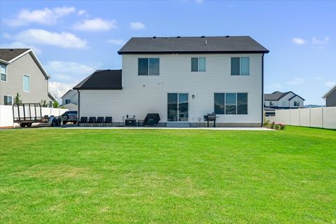 Tiny photo for 531 E 600 S, Hyrum, UT 84319 (MLS # 2173436)