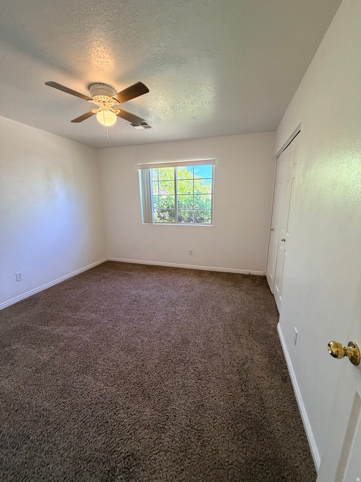 COUNTRY PLACE - Residential