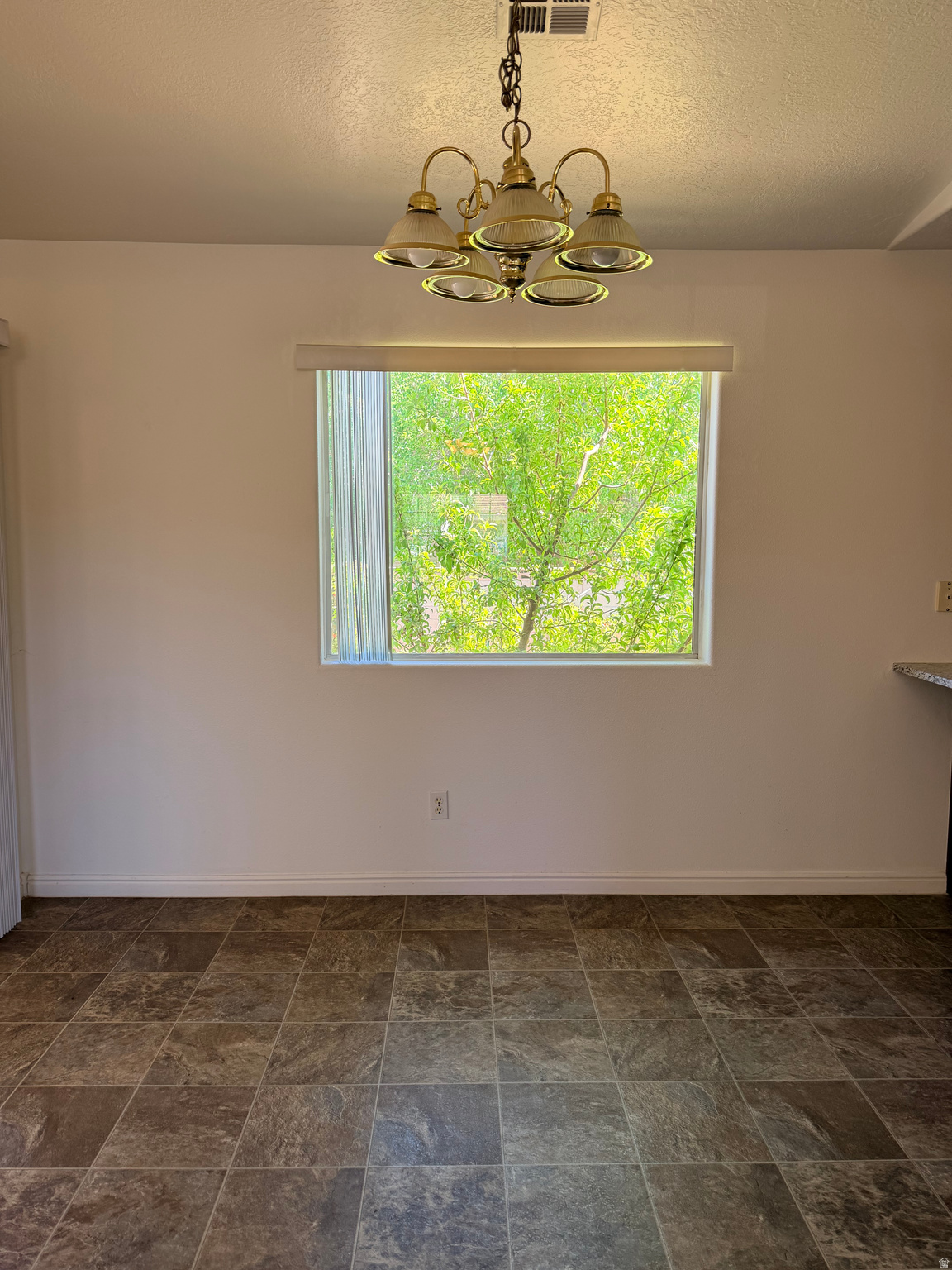 COUNTRY PLACE - Residential