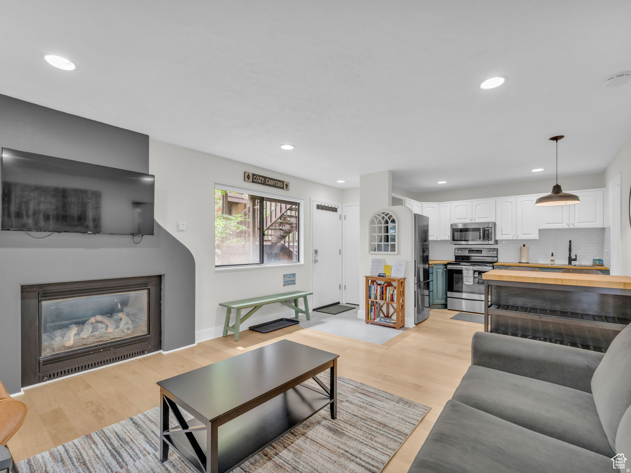 RED PINE - Residential