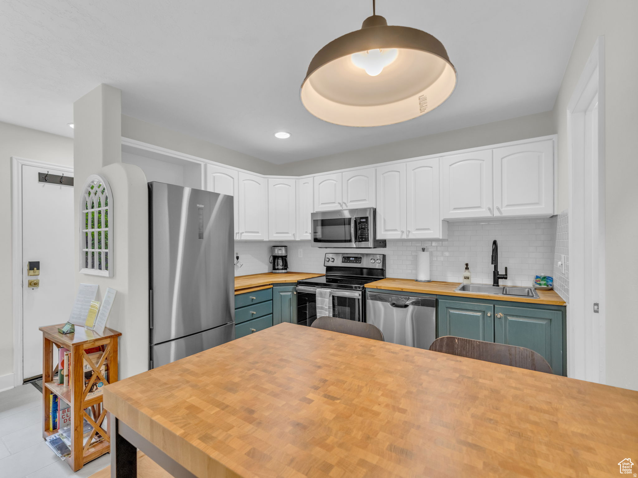 RED PINE - Residential