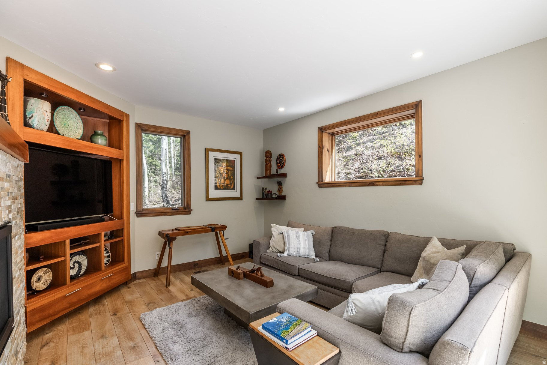 PINEBROOK - Residential