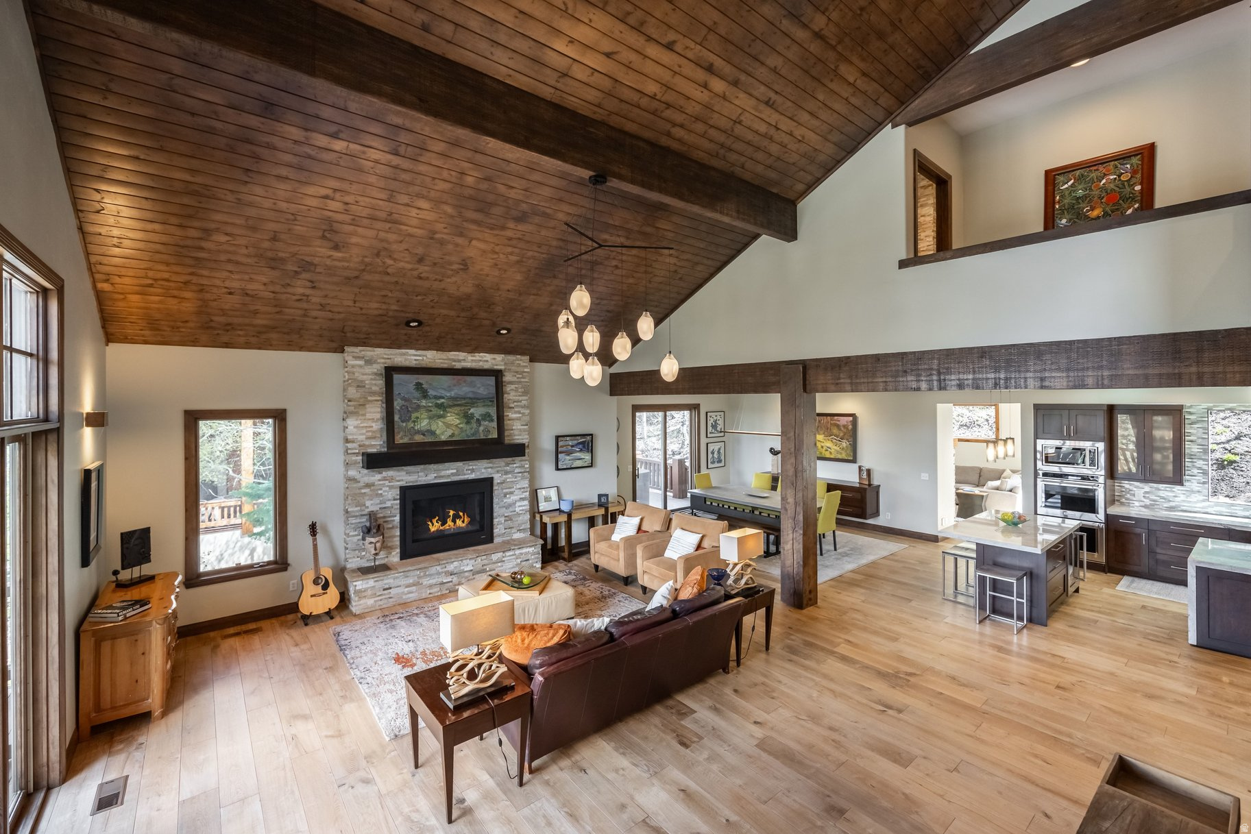 PINEBROOK - Residential