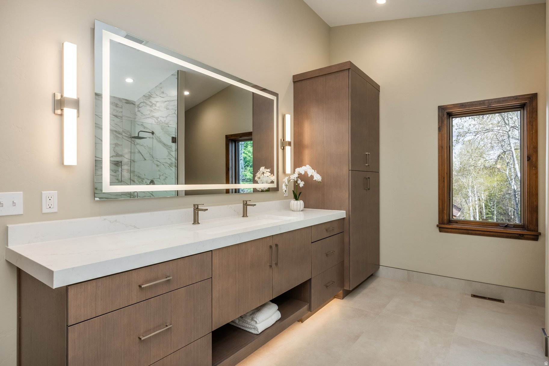 PINEBROOK - Residential