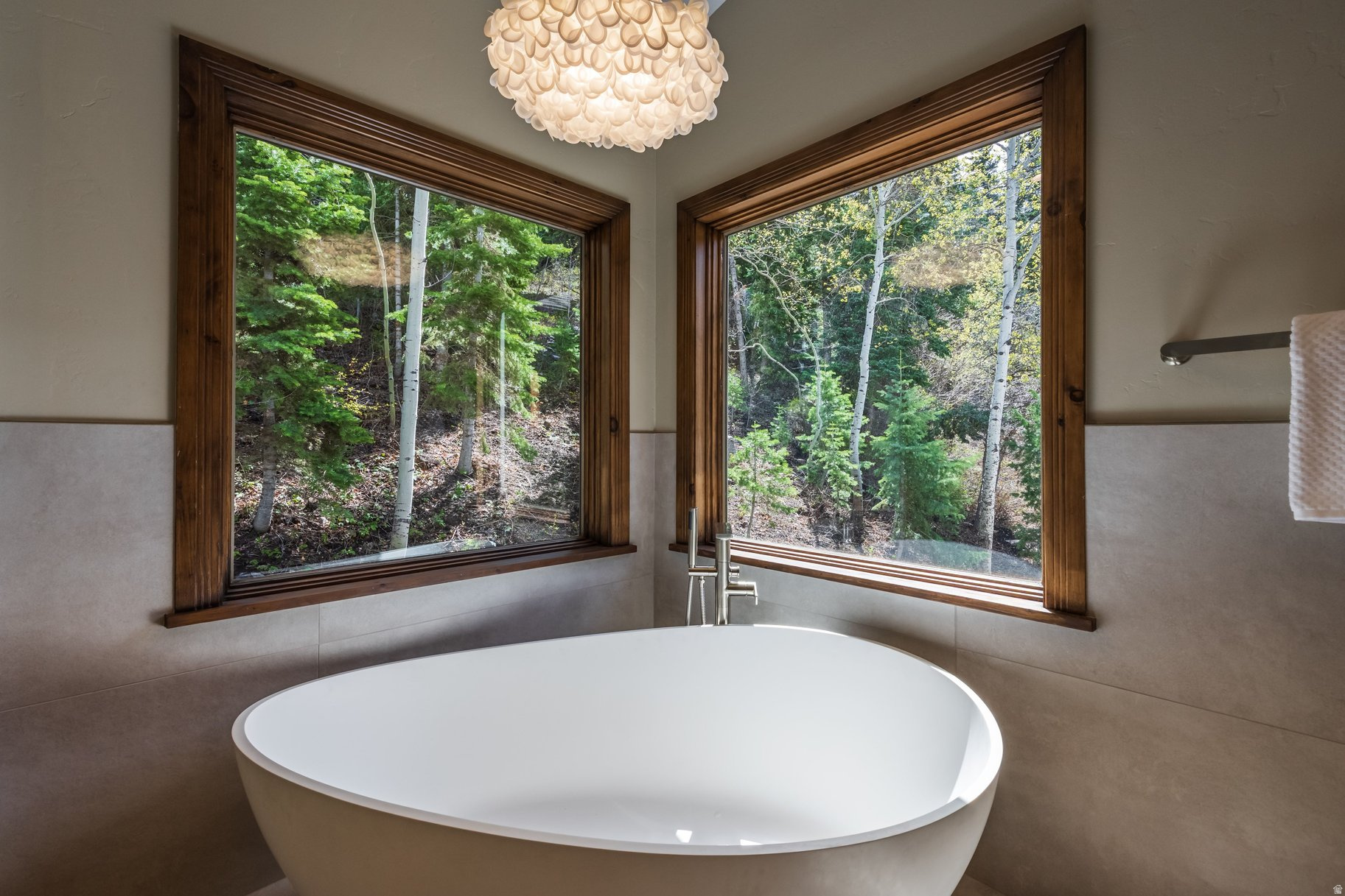 PINEBROOK - Residential