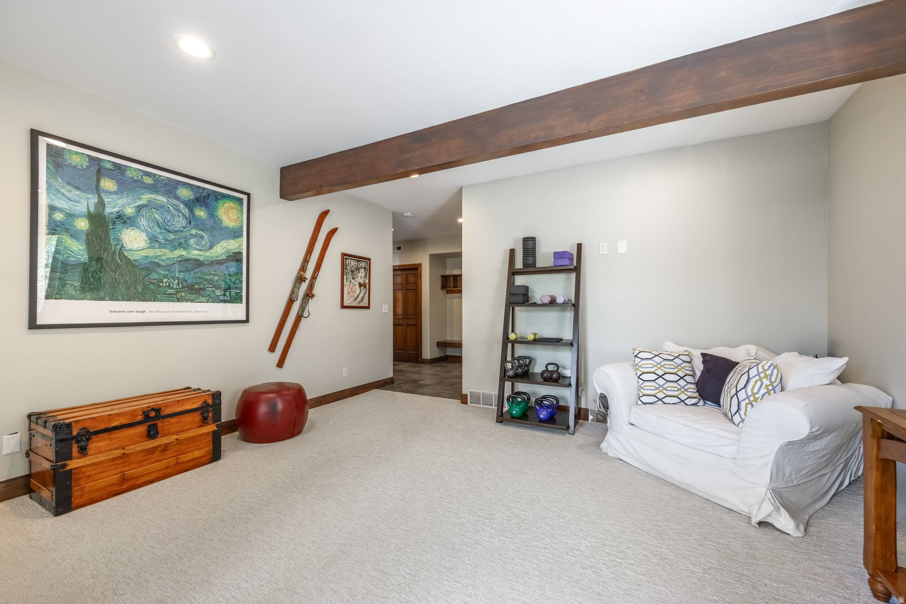 PINEBROOK - Residential