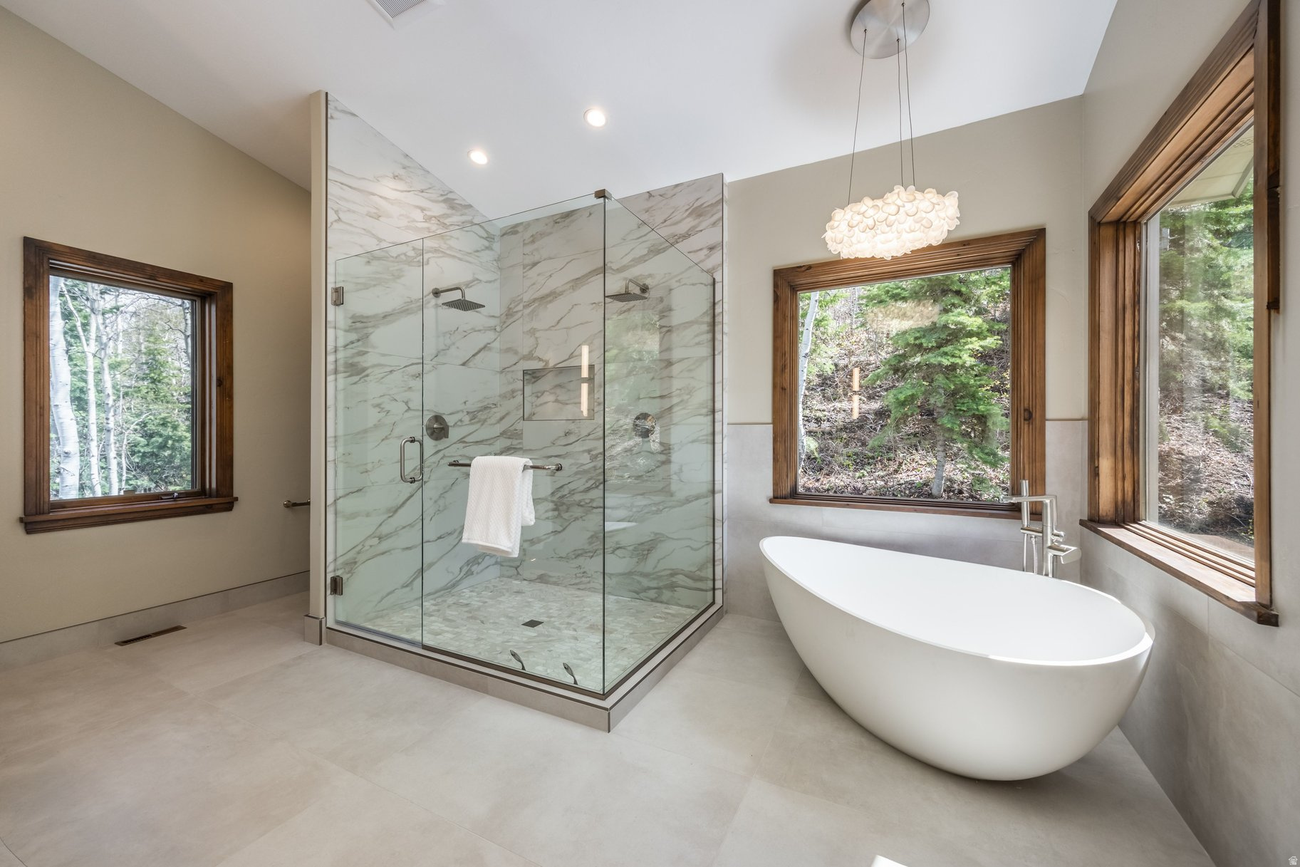 PINEBROOK - Residential