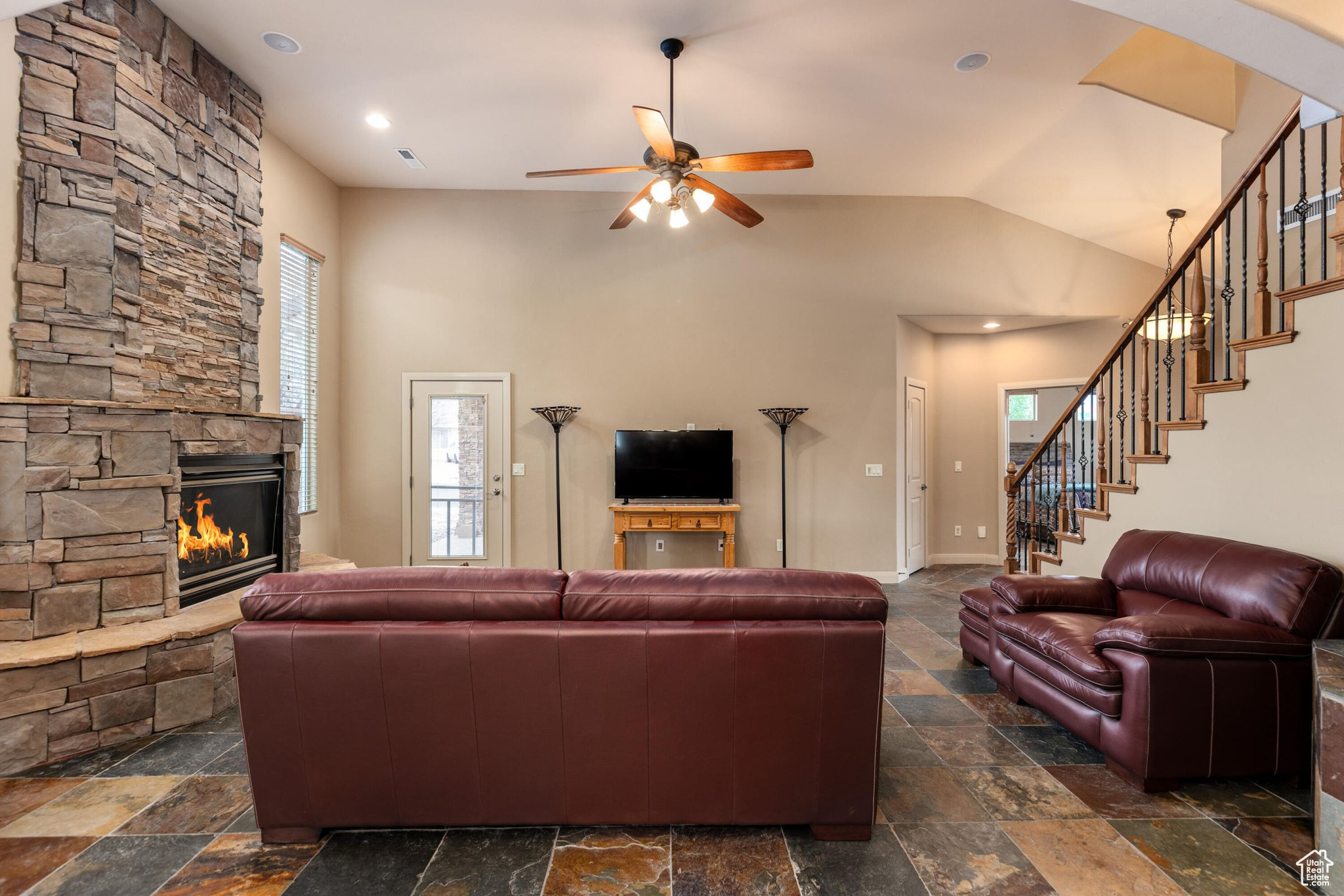 1815 N Red Mountain Dr, Santa Clara, Utah image 8