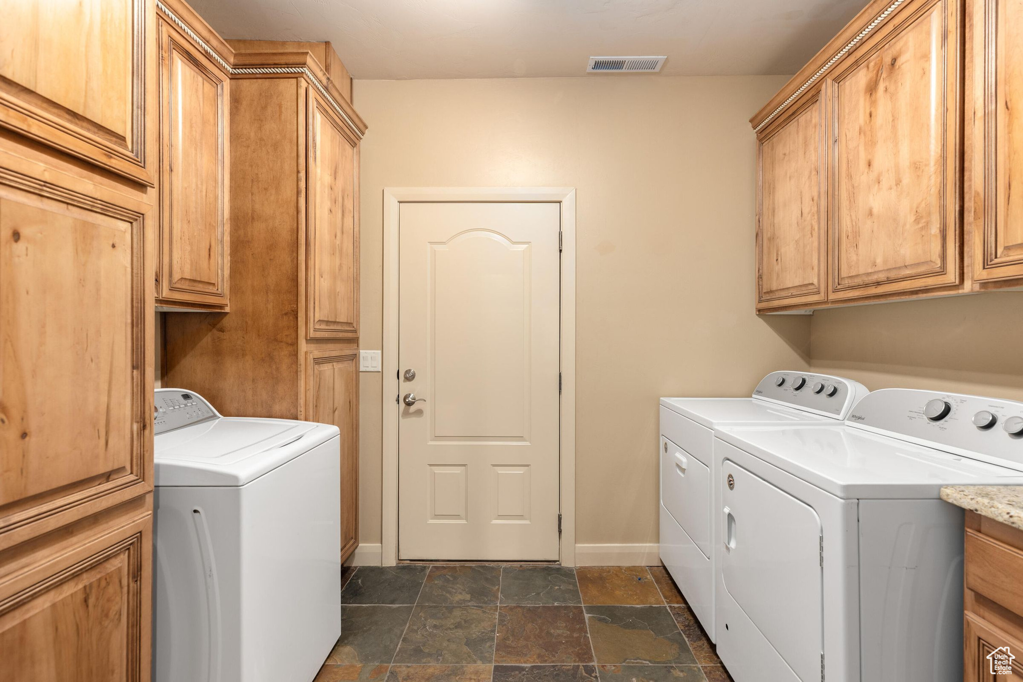 1815 N Red Mountain Dr, Santa Clara, Utah image 18