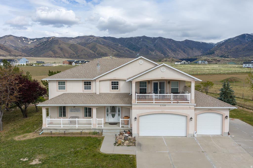Photo of 2320 N CHURCHWOOD DR, Pine Canyon, UT 84074 (MLS # 2179541)