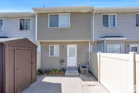 Tiny photo for 986 N INDEPENDENCE AVE, Provo, UT 84604 (MLS # 2189497)