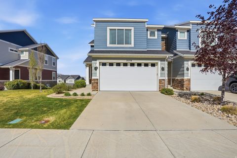 Photo of 15134 S GALLANT DR W, Bluffdale, UT 84065 (MLS # 2152841)