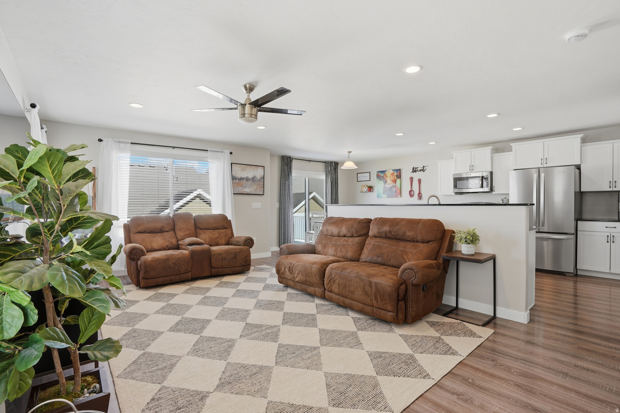 INDEPENDENCE - Residential