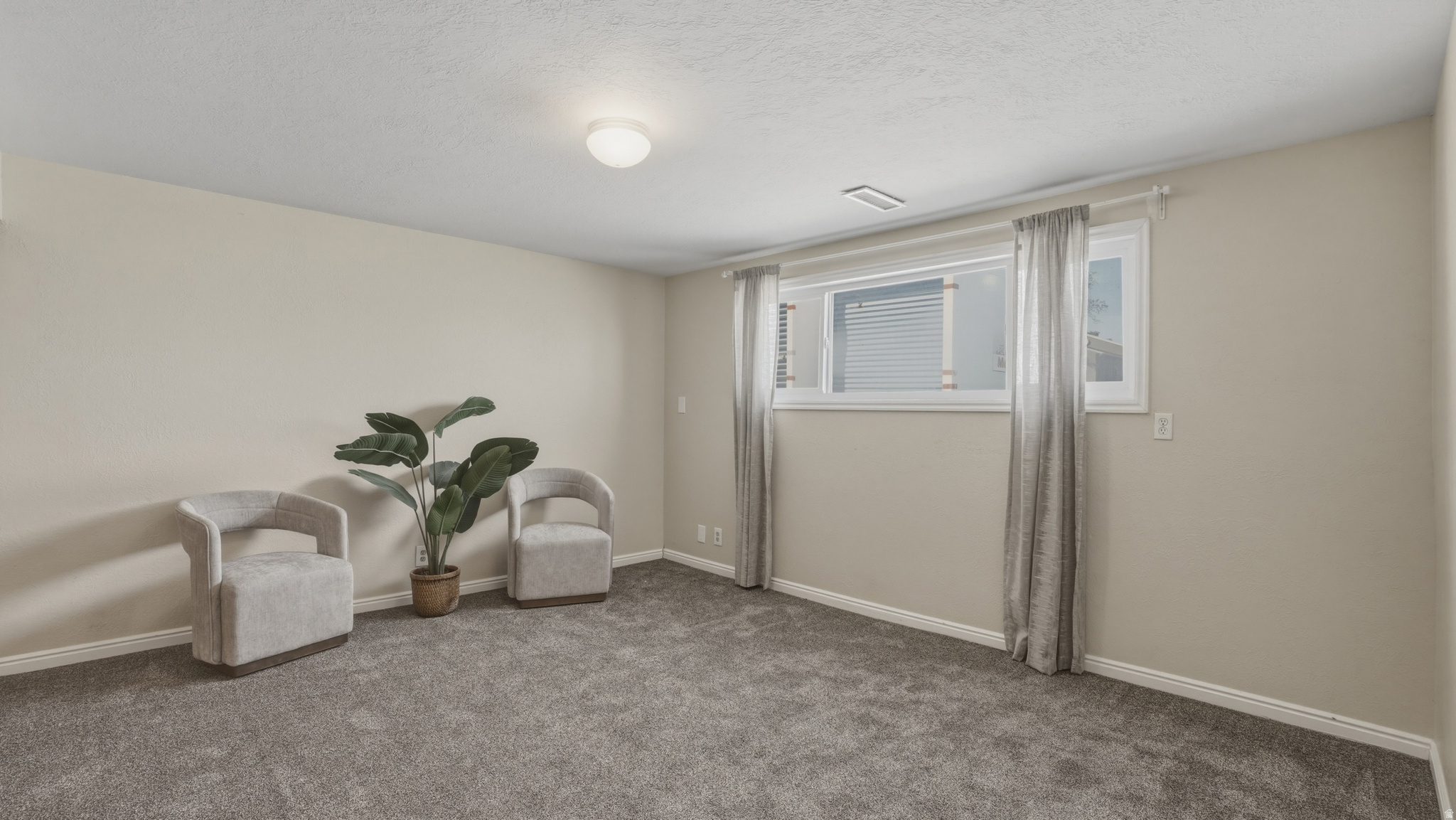 WHITE CITY - Residential