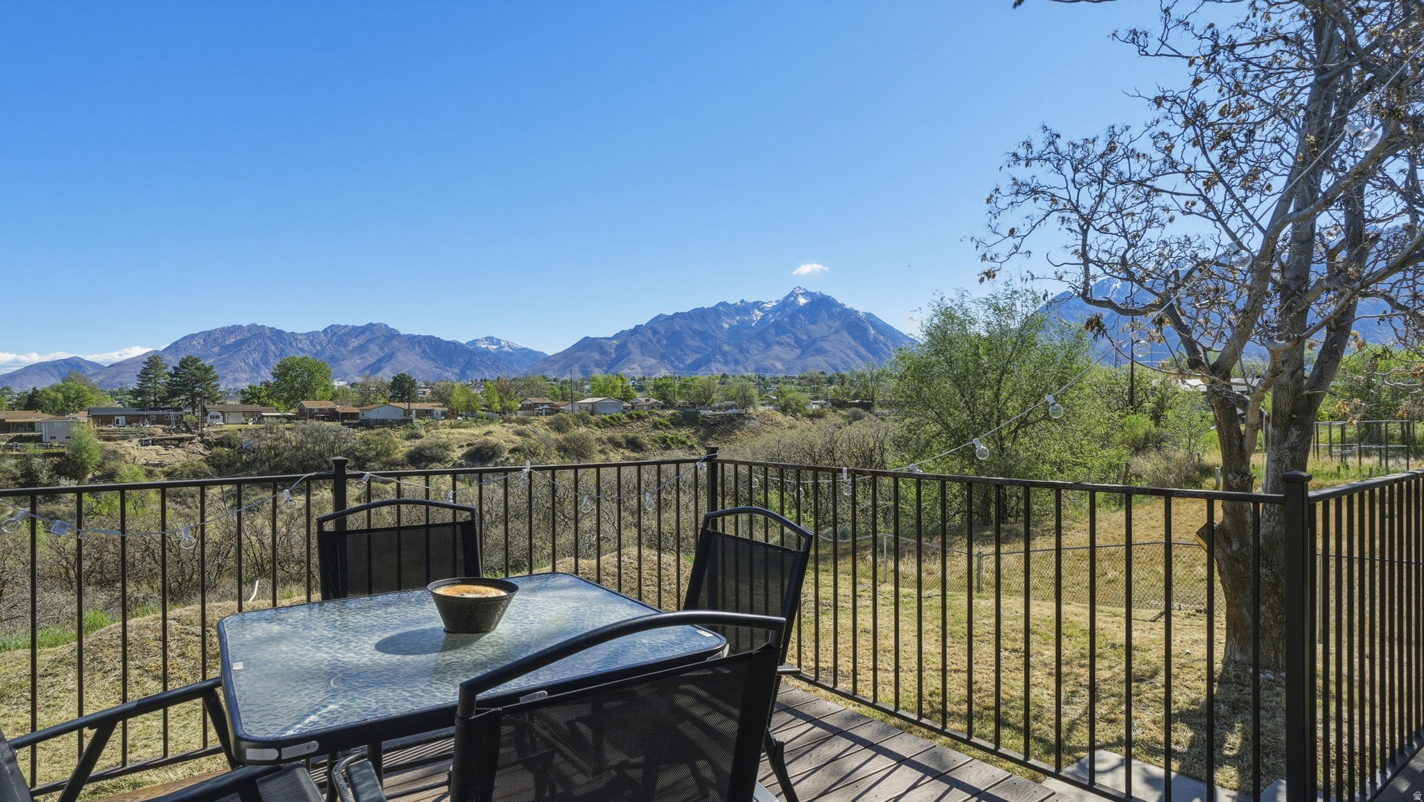 WHITE CITY - Residential