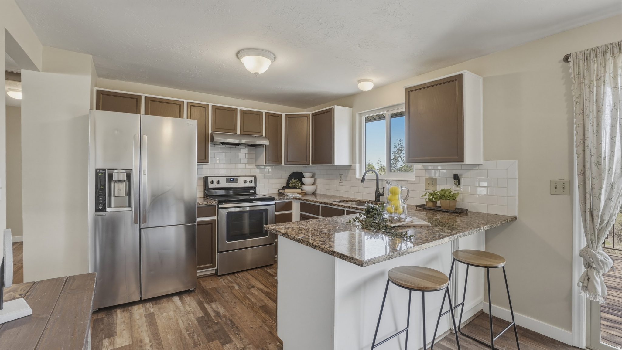 WHITE CITY - Residential