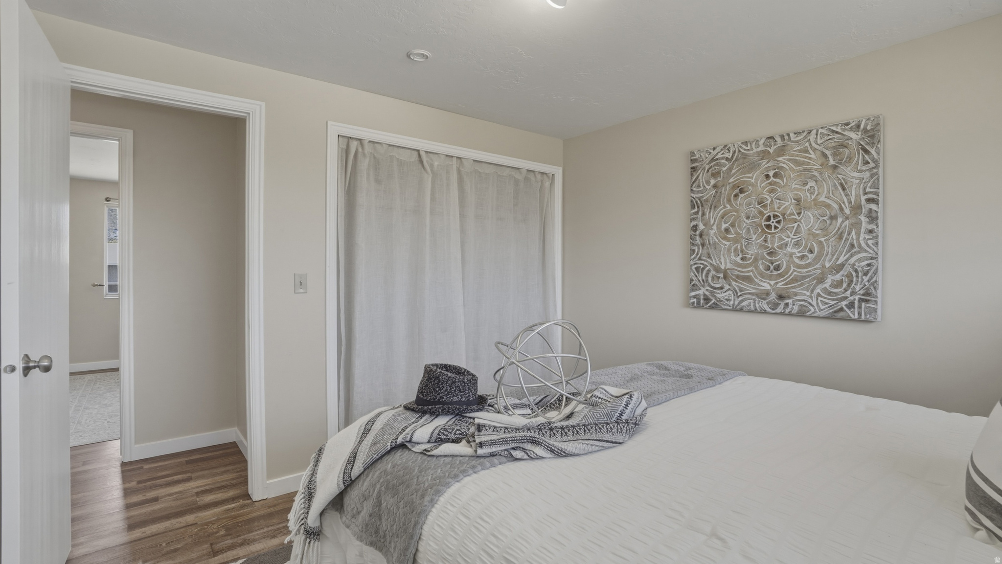 WHITE CITY - Residential