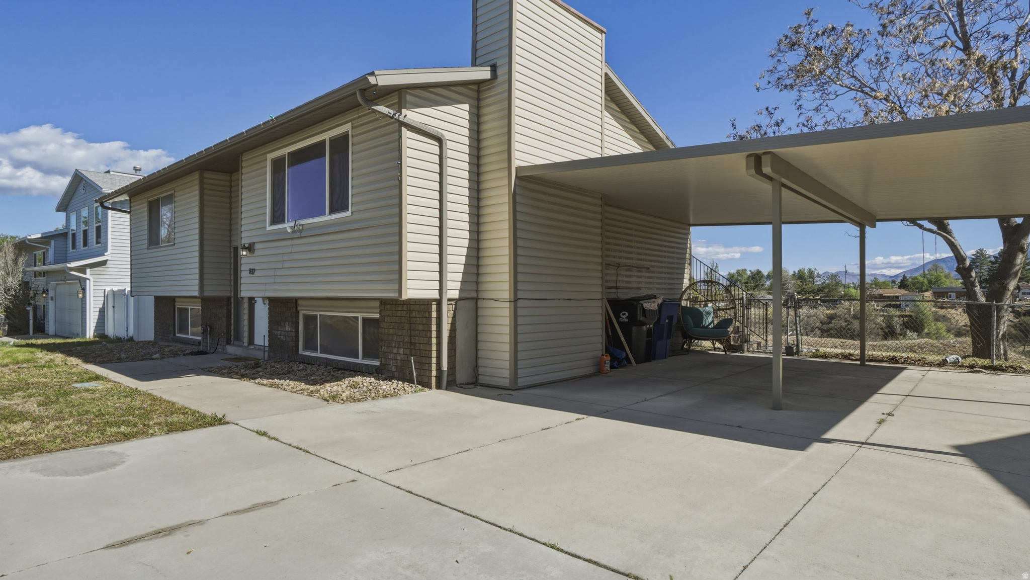 WHITE CITY - Residential