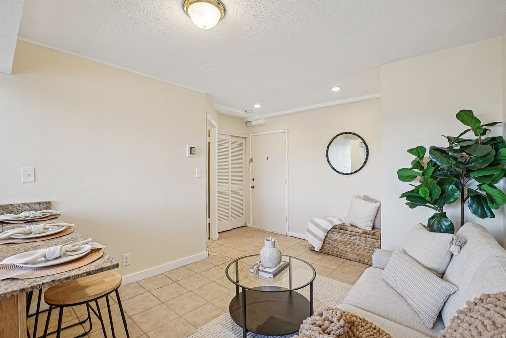 Photo of 130 S 1300 E #302, Salt Lake City, UT 84102 (MLS # 2143290)