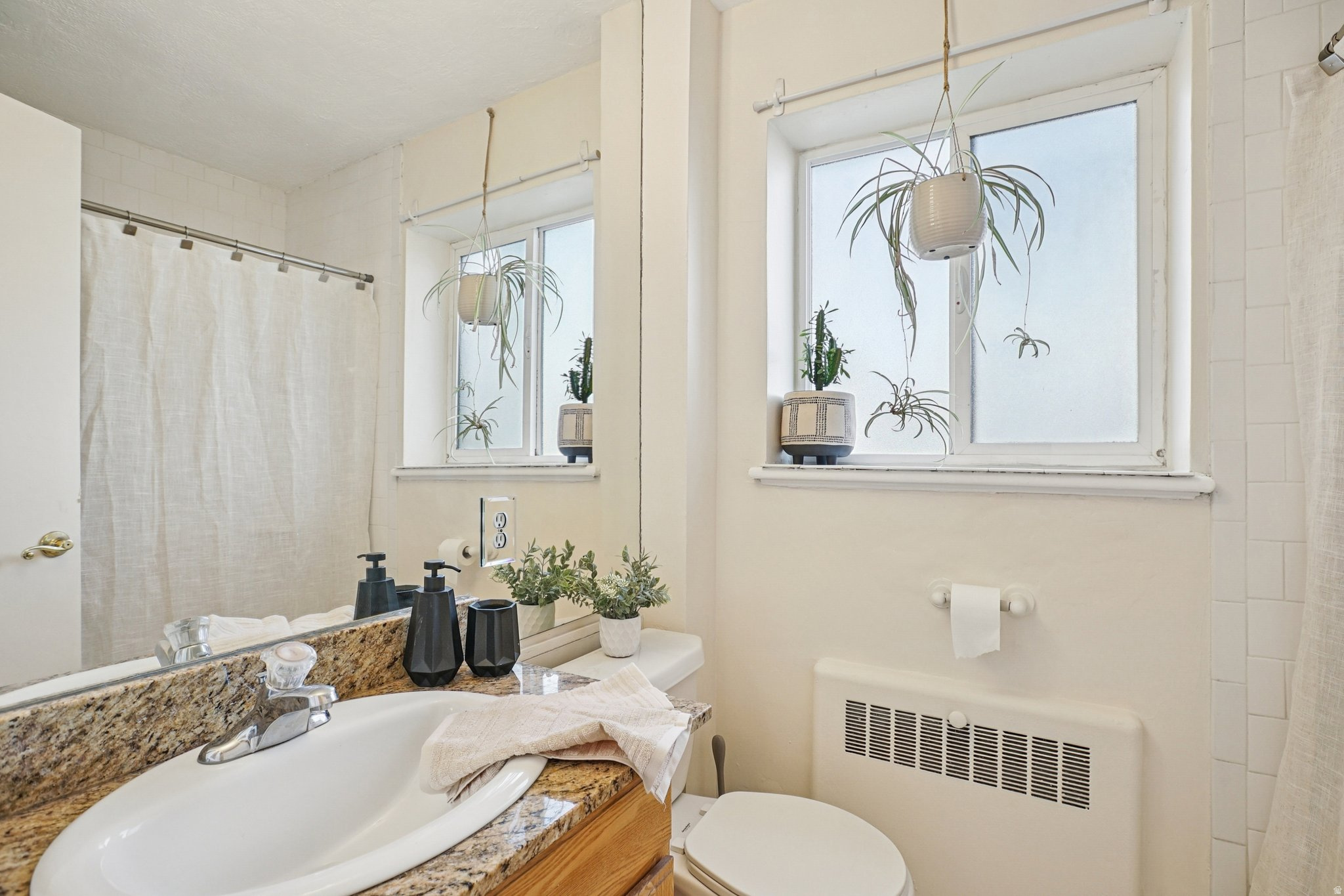 UNIVERSITY HEIGHTS - Residential