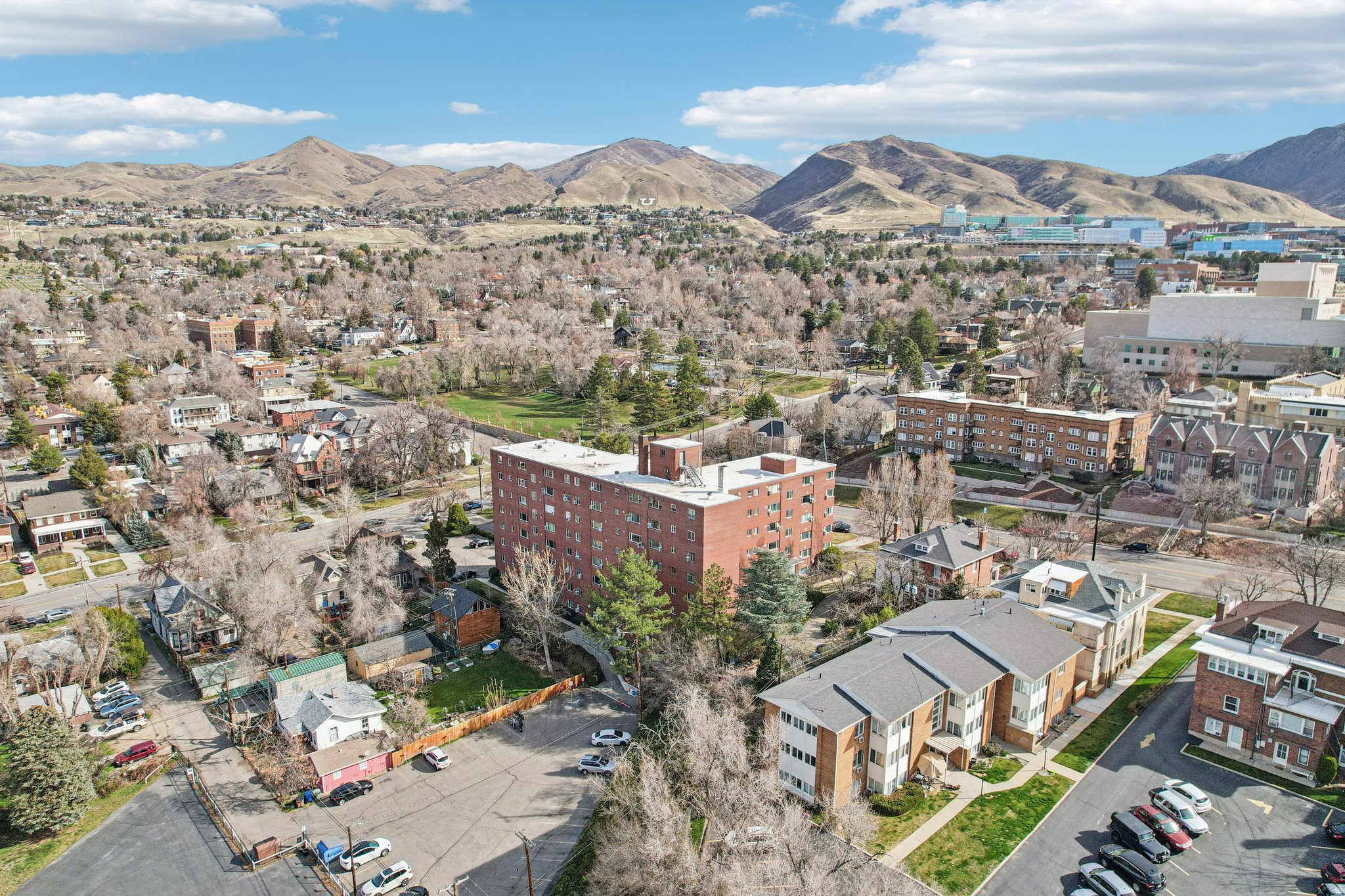 UNIVERSITY HEIGHTS - Residential