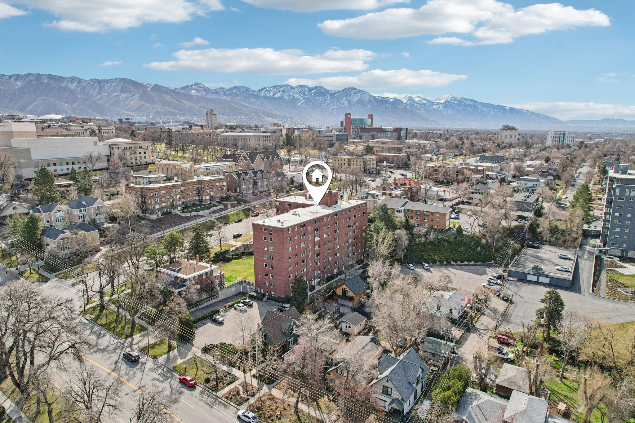 UNIVERSITY HEIGHTS - Residential