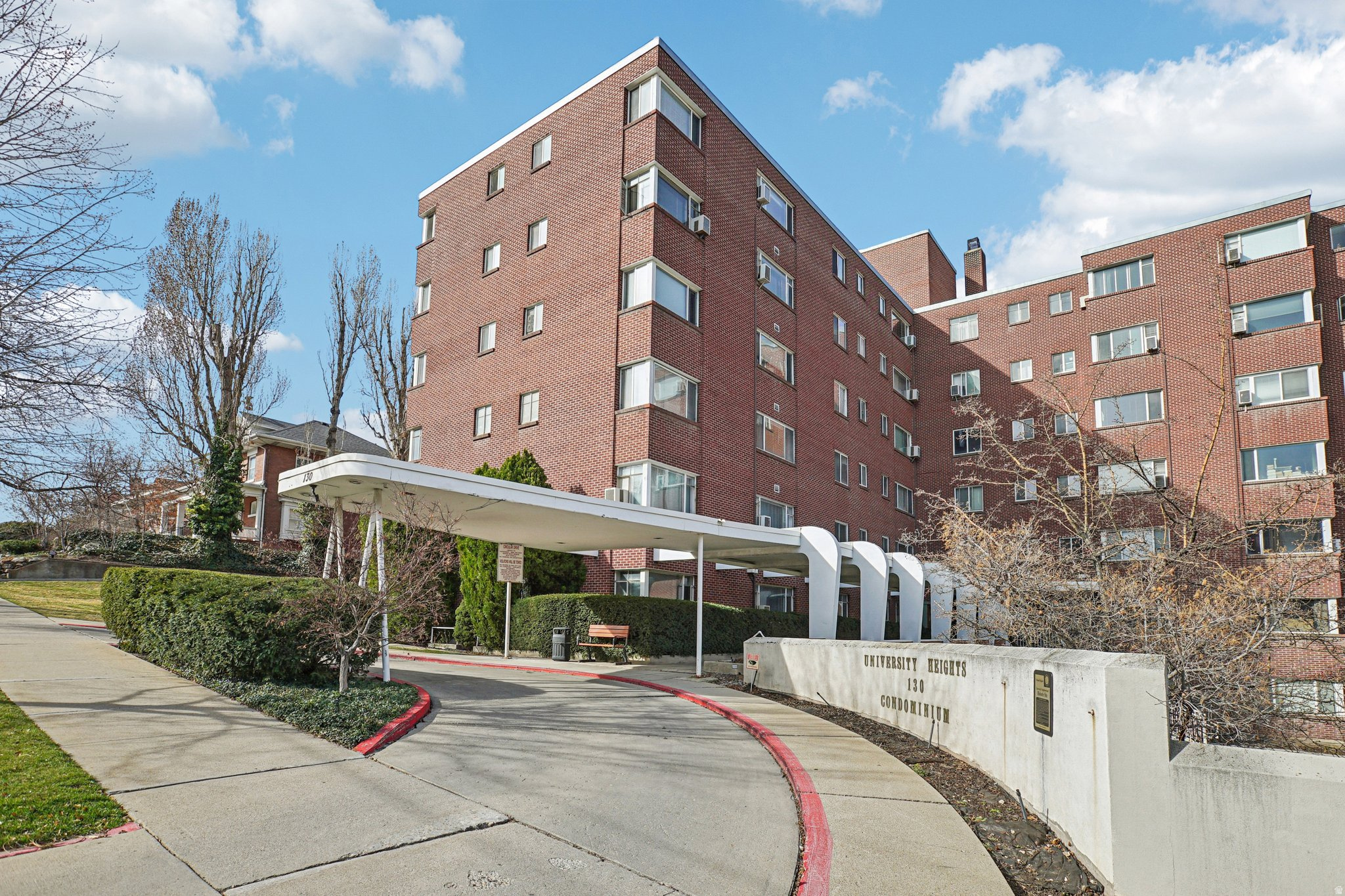 UNIVERSITY HEIGHTS - Residential