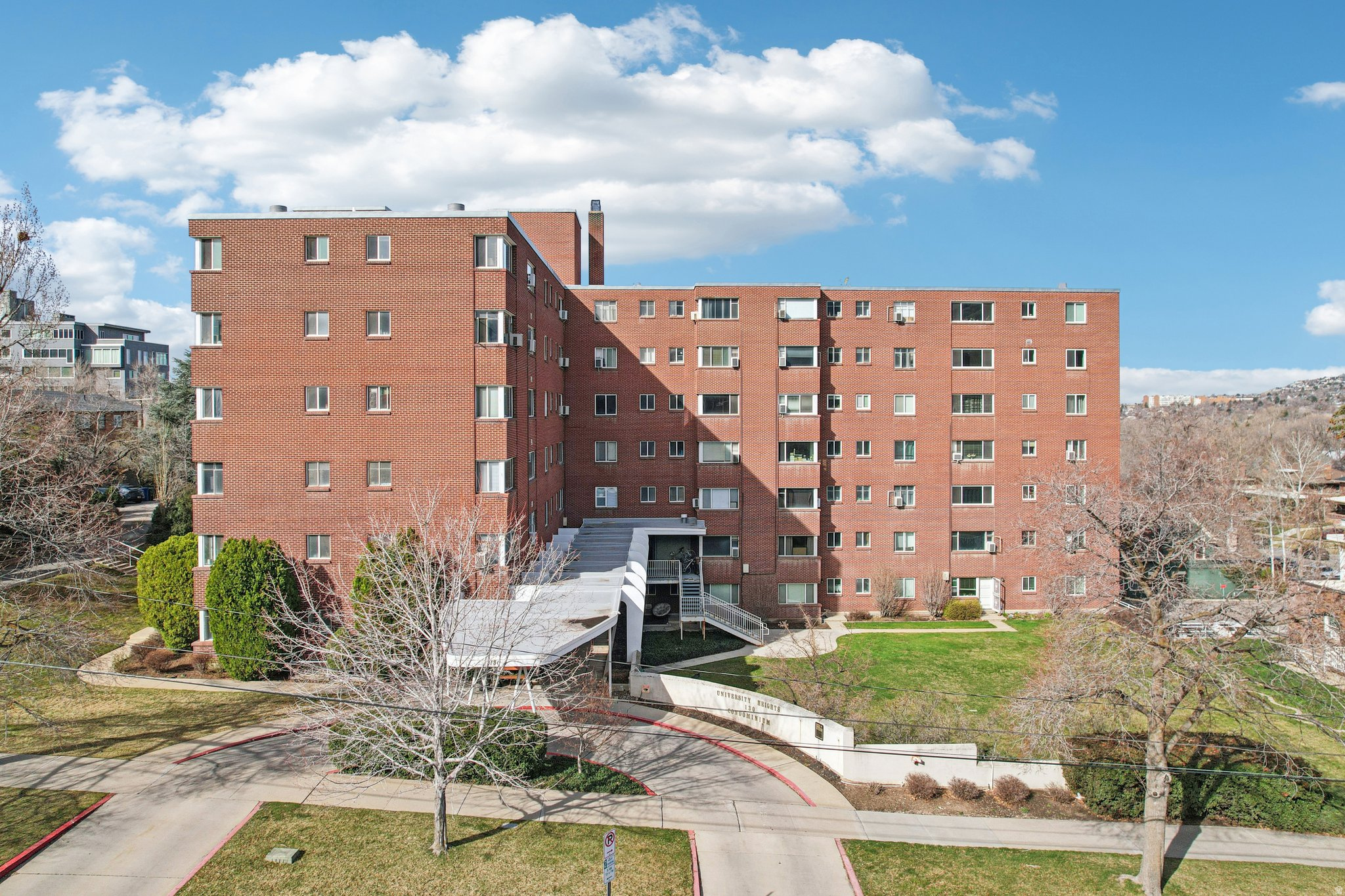 UNIVERSITY HEIGHTS - Residential