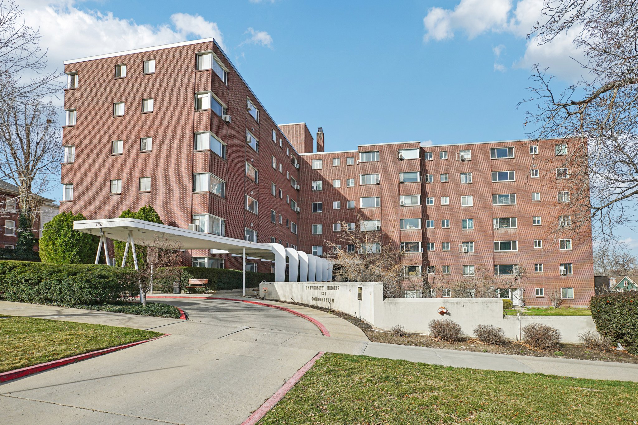 UNIVERSITY HEIGHTS - Residential