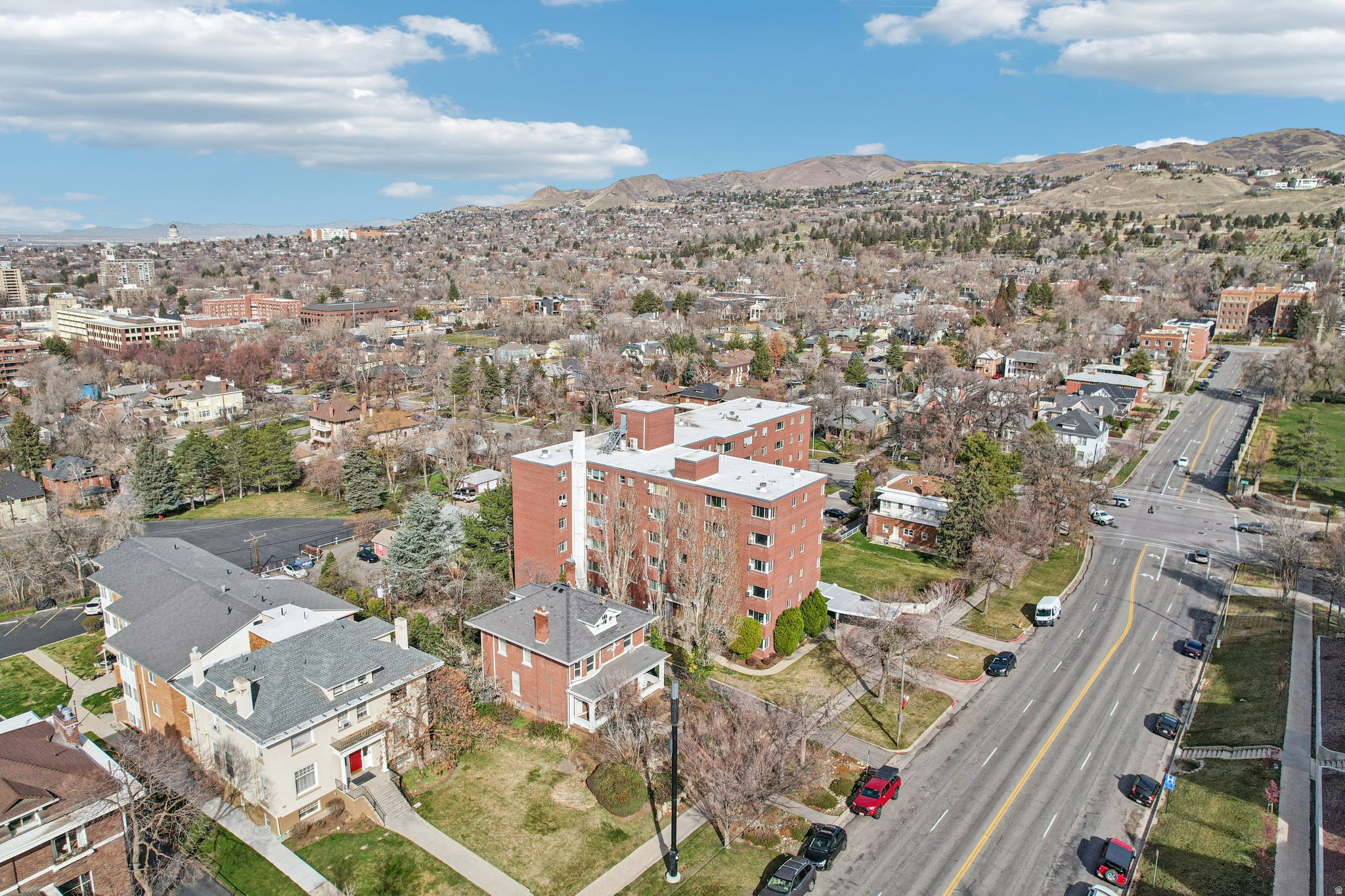 UNIVERSITY HEIGHTS - Residential