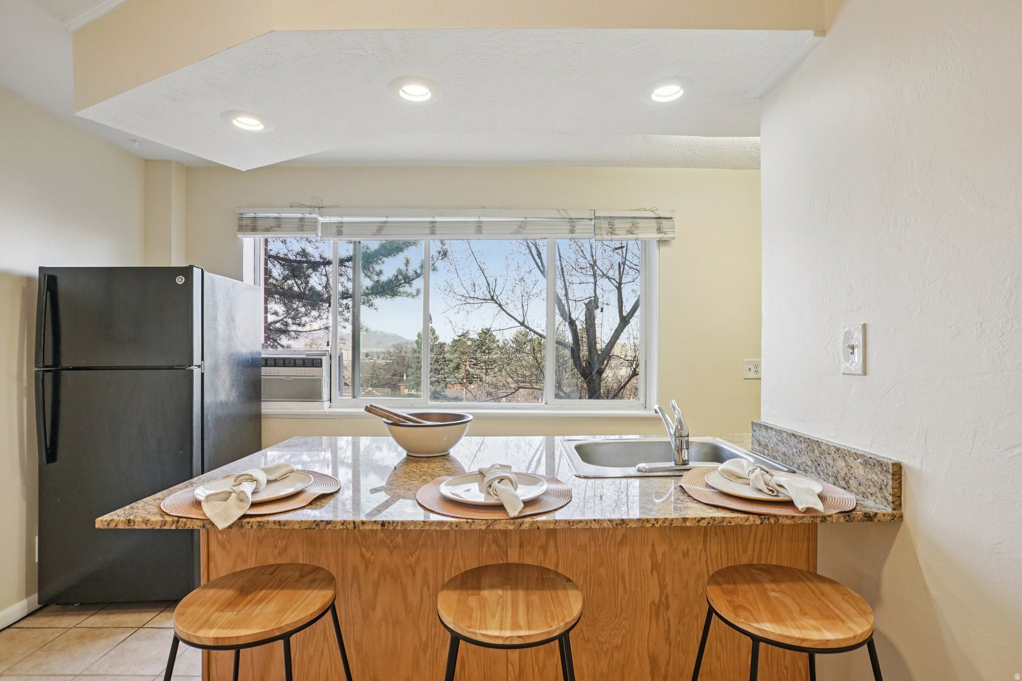 UNIVERSITY HEIGHTS - Residential