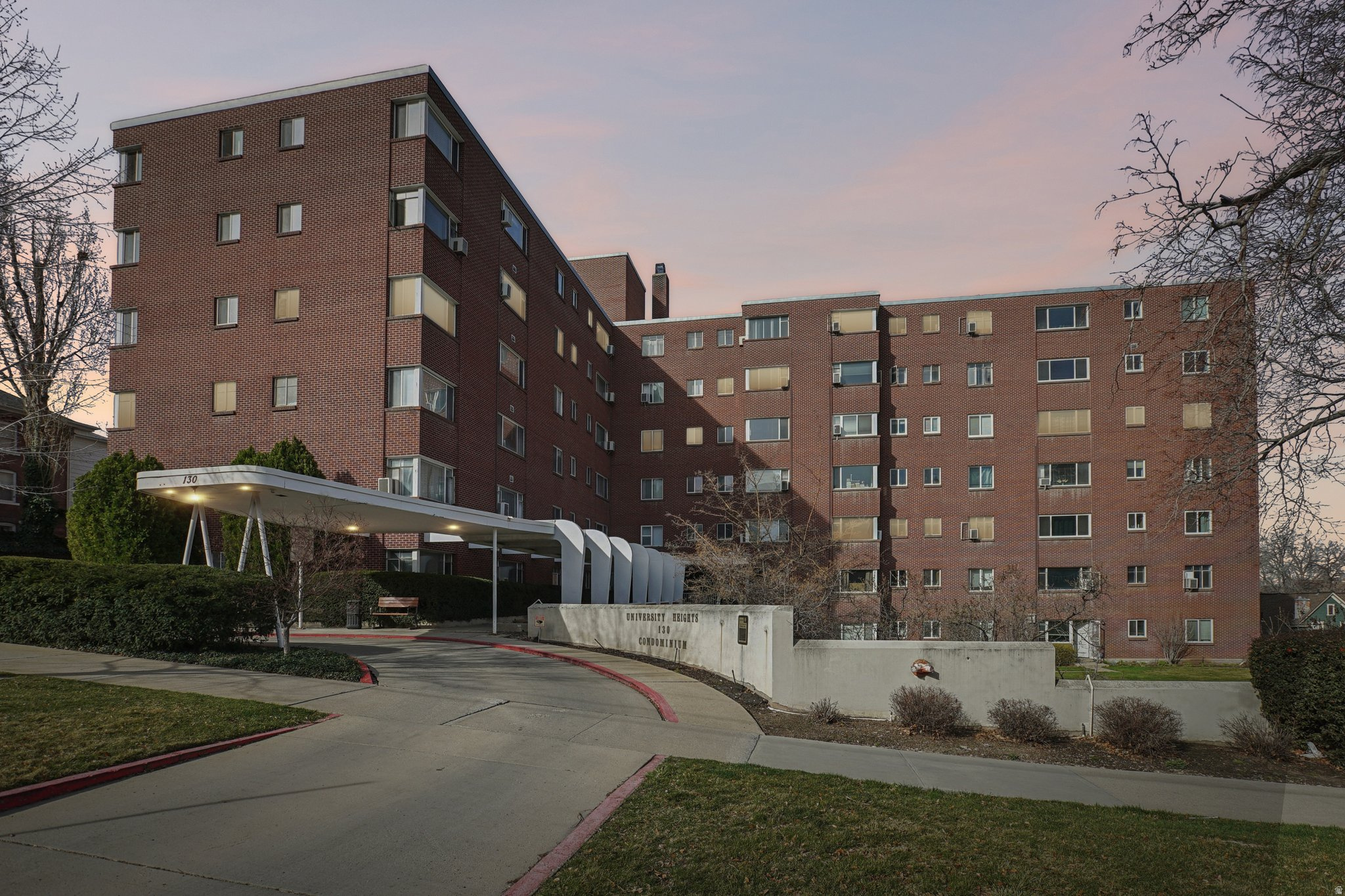 UNIVERSITY HEIGHTS - Residential