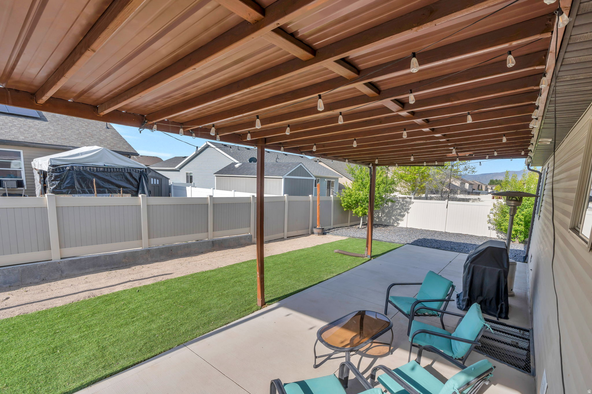 PIONEER PHASE VIII - Residential