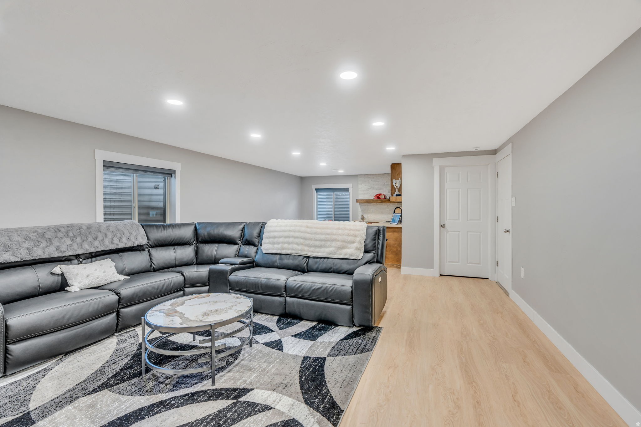 PIONEER PHASE VIII - Residential