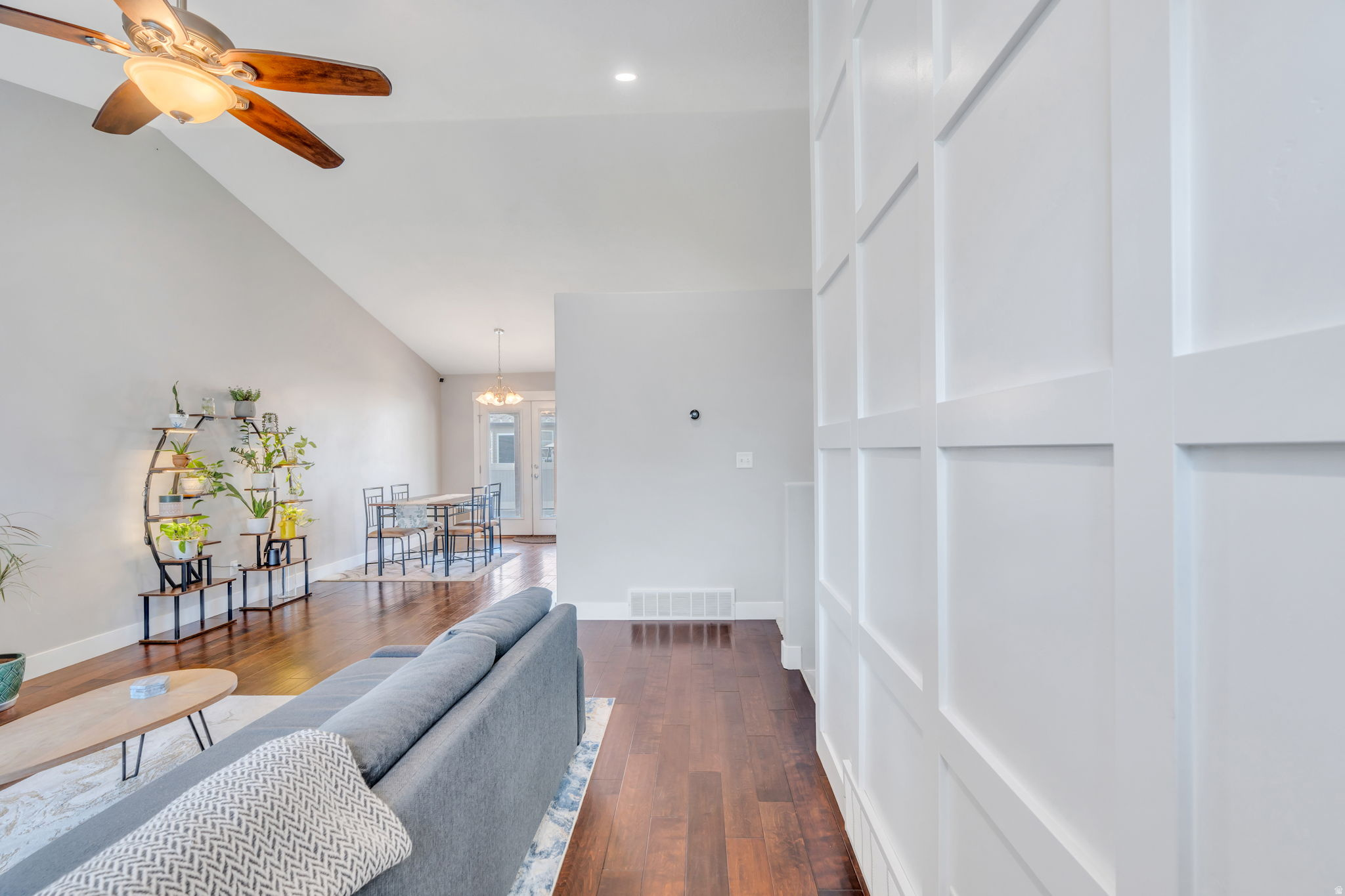 PIONEER PHASE VIII - Residential