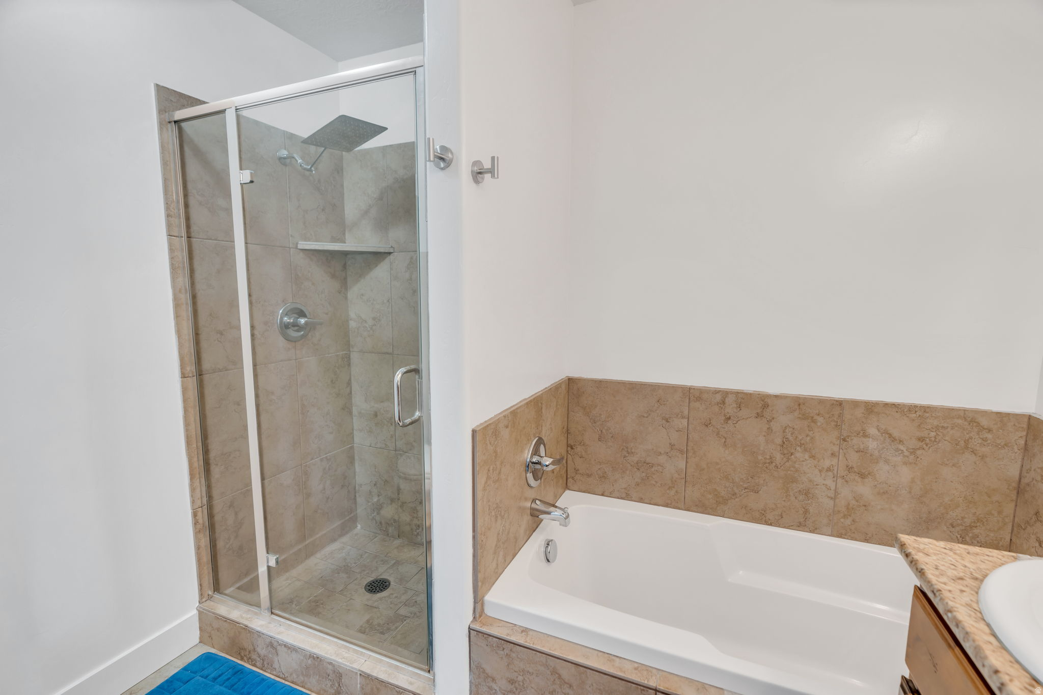 PIONEER PHASE VIII - Residential