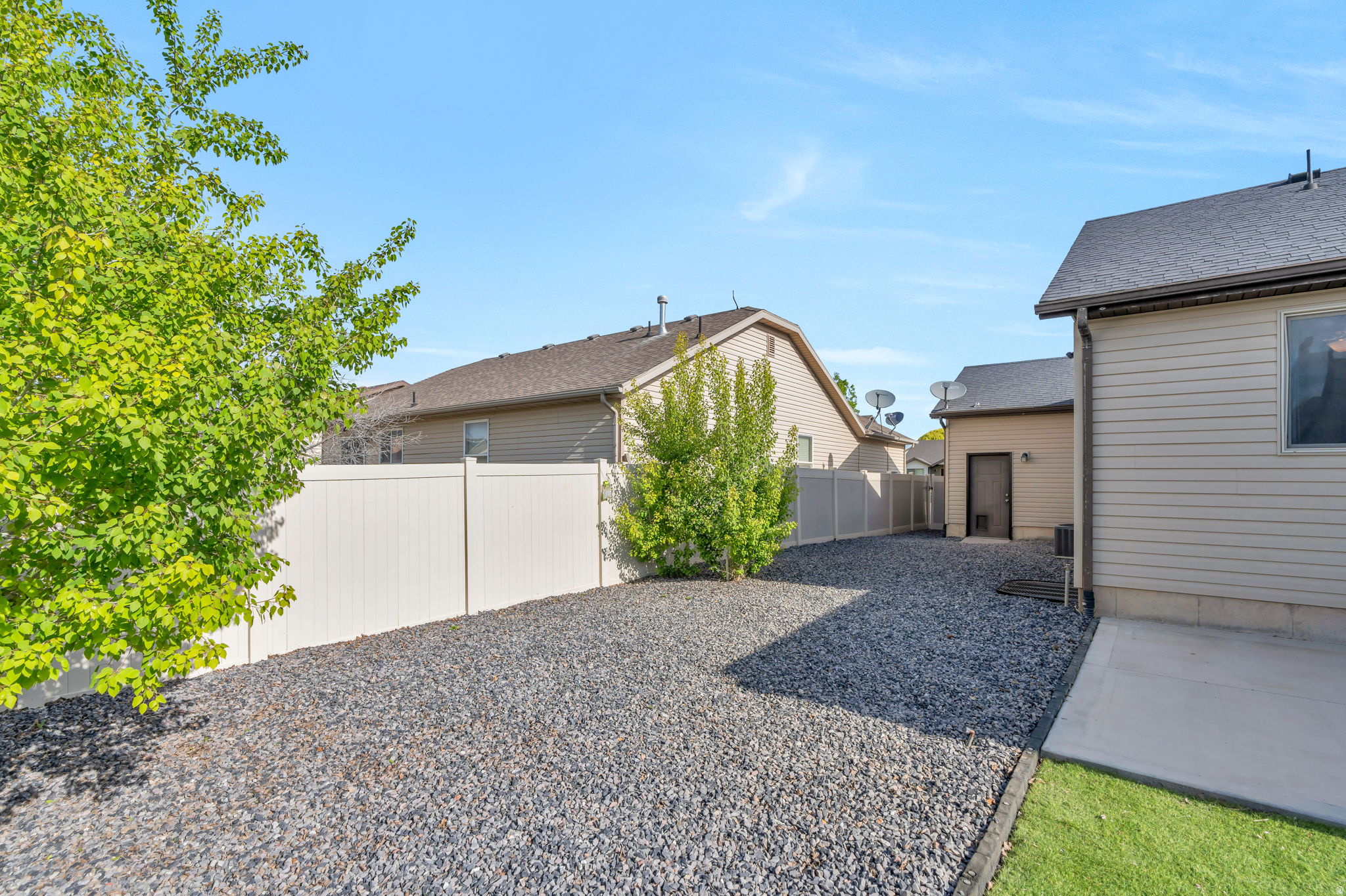 PIONEER PHASE VIII - Residential