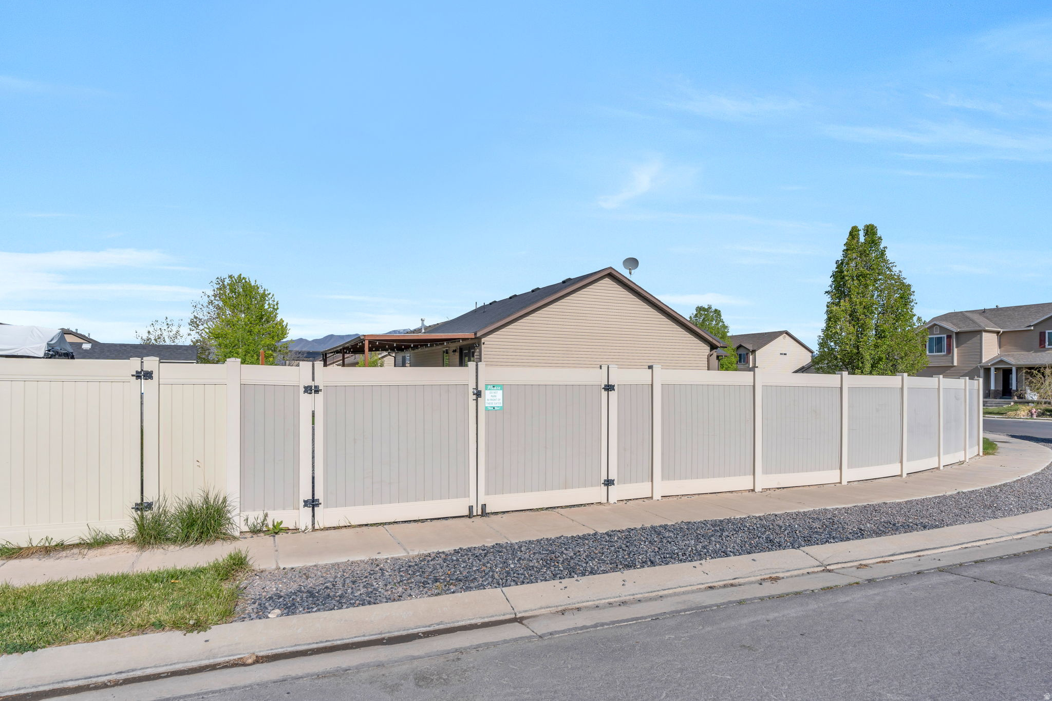 PIONEER PHASE VIII - Residential