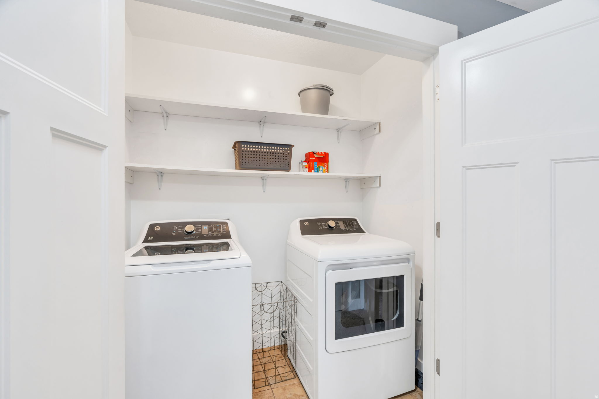 PIONEER PHASE VIII - Residential