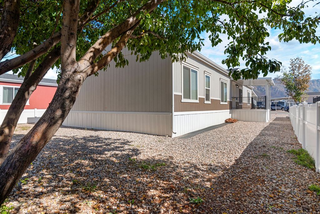 Photo of 1700 W 2700 N #5, Pleasant View, UT 84404 (MLS # 2127541)