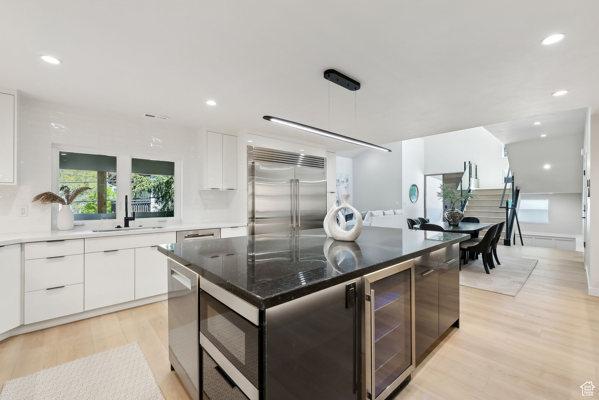 CREST VIEW MANOR - Residential