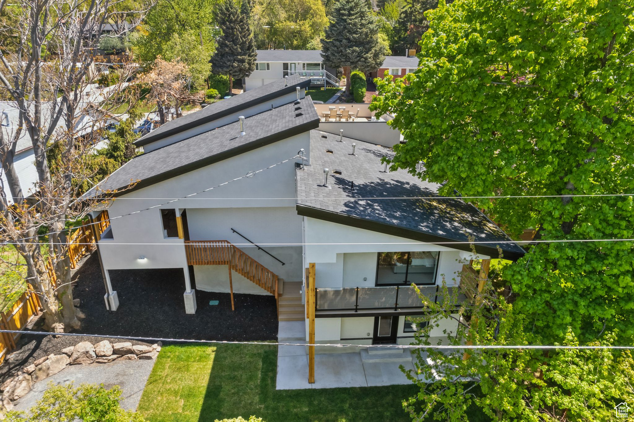 CREST VIEW MANOR - Residential