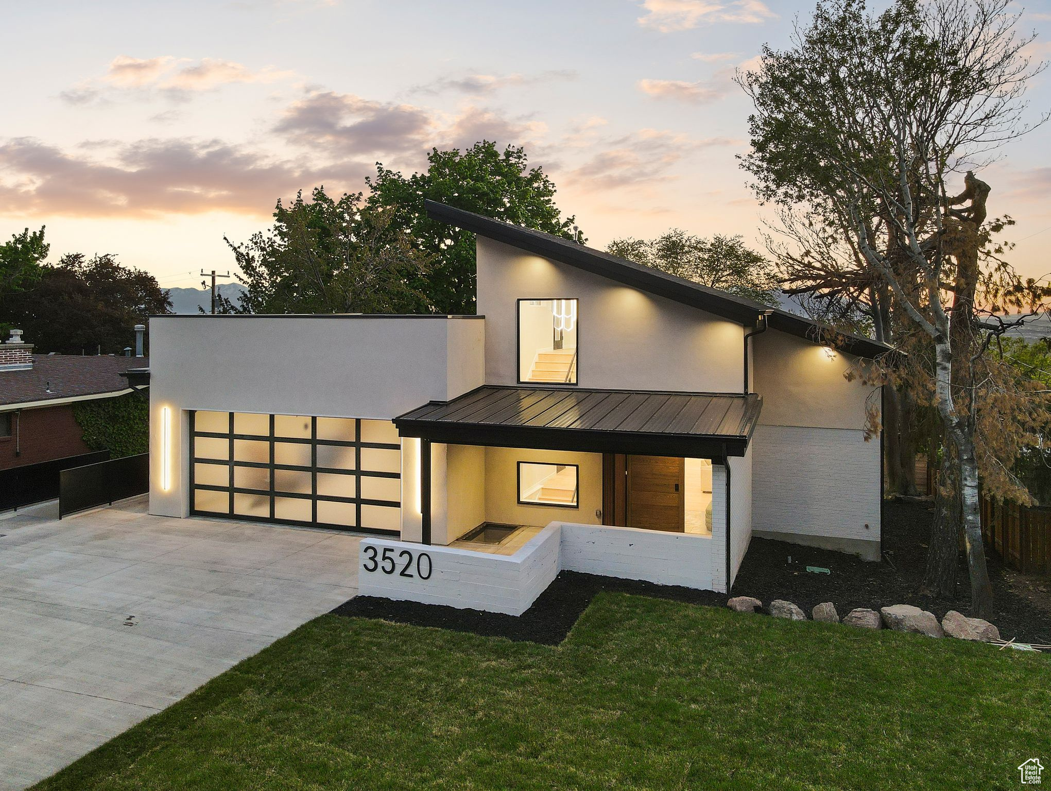 CREST VIEW MANOR - Residential