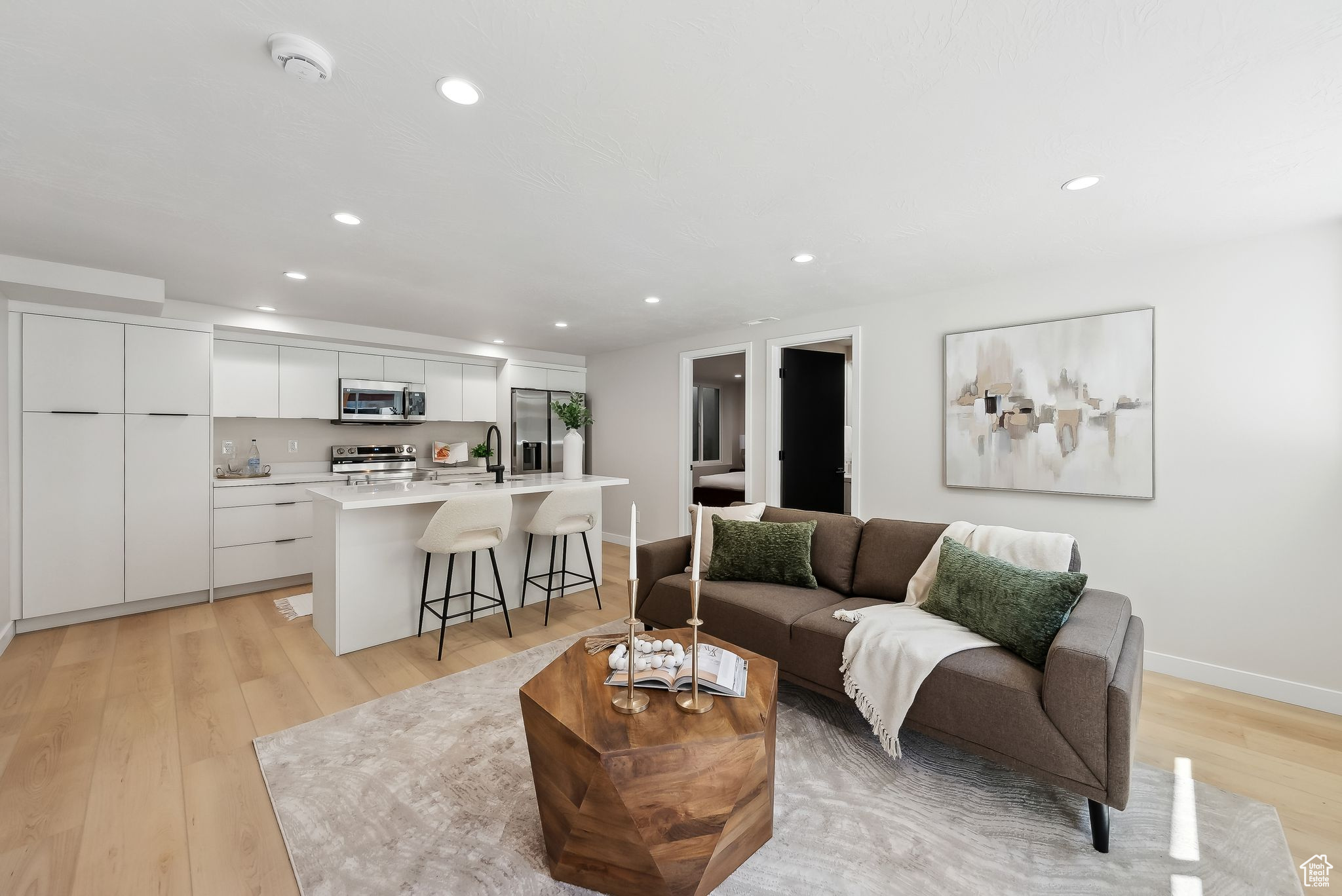 CREST VIEW MANOR - Residential