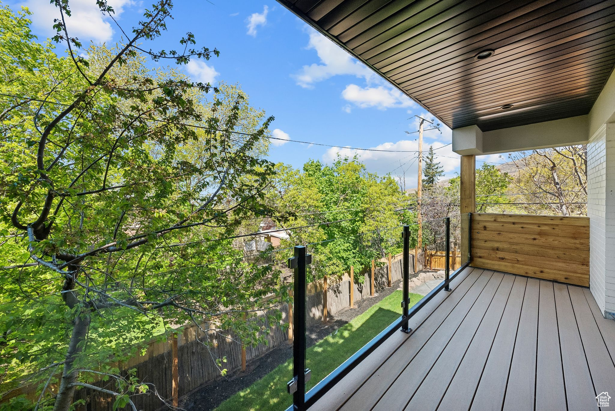 CREST VIEW MANOR - Residential